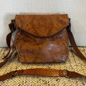 The Sak Silverlake Crossbody Brown Leather